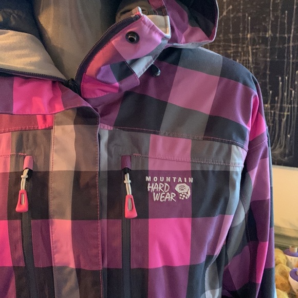 Mountain Hardwear Barnsie Buffalo Plaid Snow Jacket - Picture 2 of 13